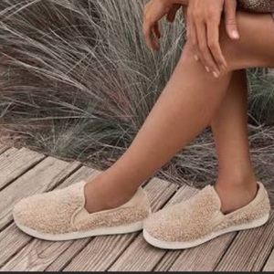 UGG RICCI 12